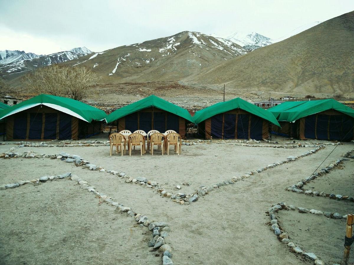 Pangong Delight Camps And Cottages Spangmik Exteriör bild