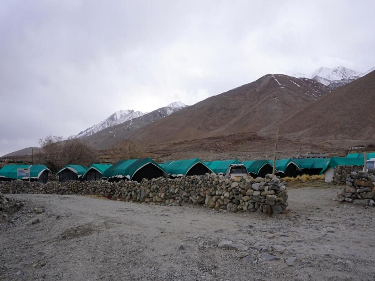 Pangong Delight Camps And Cottages Spangmik Exteriör bild